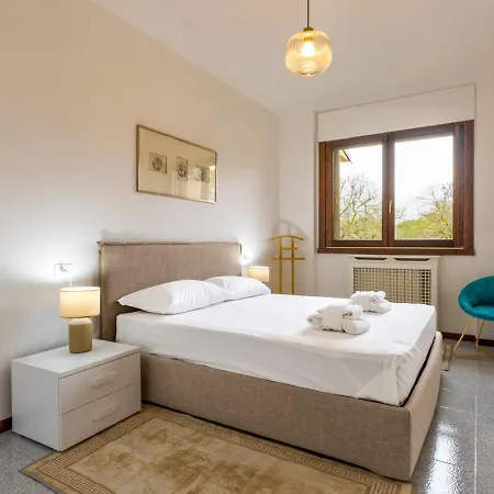Artemisia B2-12 By Wonderful Italy * Sirmione